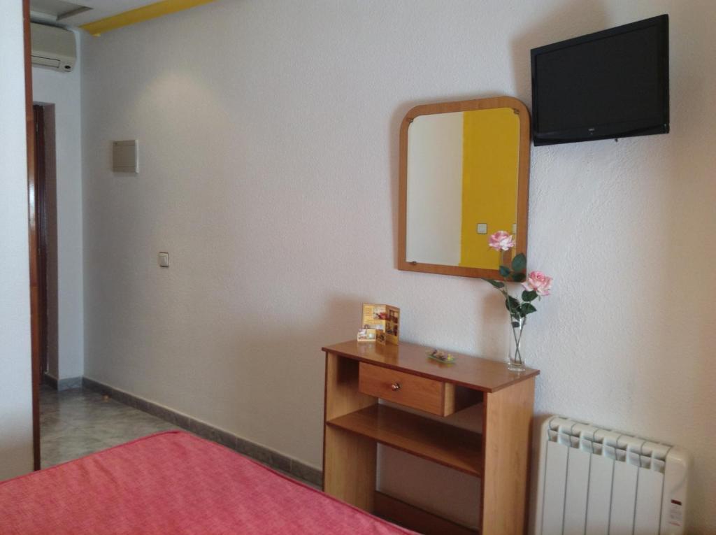 Hostal Santa Marta Aranjuez Zimmer foto