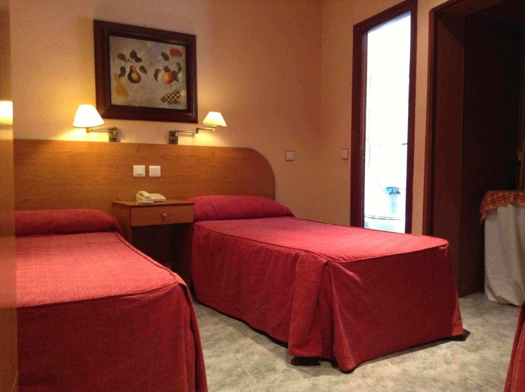 Hostal Santa Marta Aranjuez Exterior foto